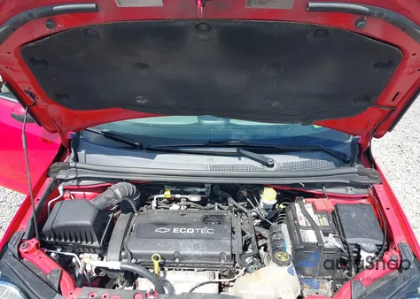 2013 Chevrolet Sonic Lt Auto из США, поврежденный, VIN 1G1JC5SHXD4104384